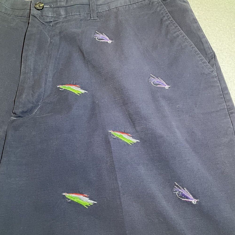 Castaway Nantucket Shorts Fly Fishing Lure Embroidered Blue Mens Size 42 Fish - Picture 2 of 12